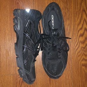 Sz 9 ASICS mens GT-1000 3